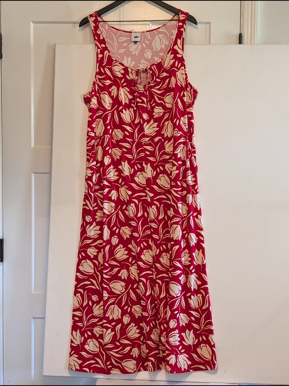 Cabi Tea Room Dress Large Red Floral Sleeveless Pockets Beach NWOT Floral Summer